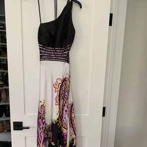 One shoulder, floor length dress